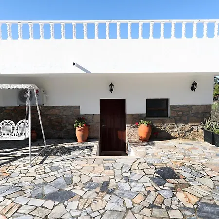 O Cabano Azenhas Дом отдыха *